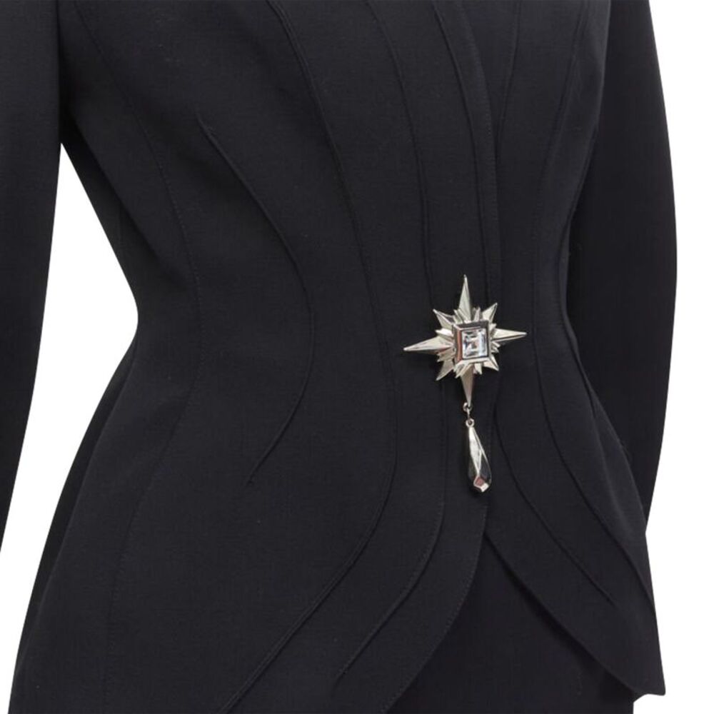 Thierry Mugler Star button space age curved collar power blazer - Picture 2 of 6